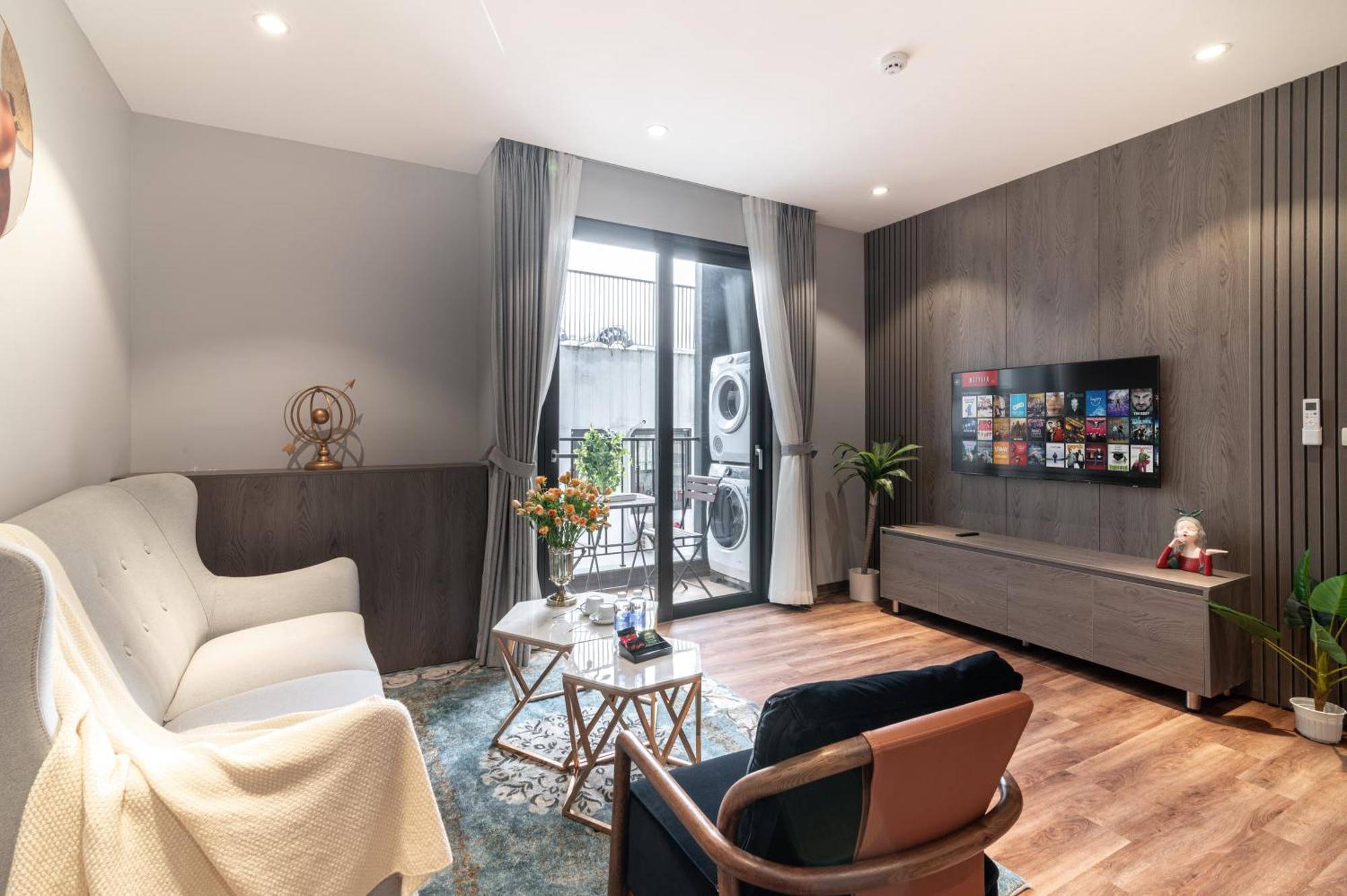 Luxe Paradise Suites Hotel To Ngoc Van Ханой Екстериор снимка