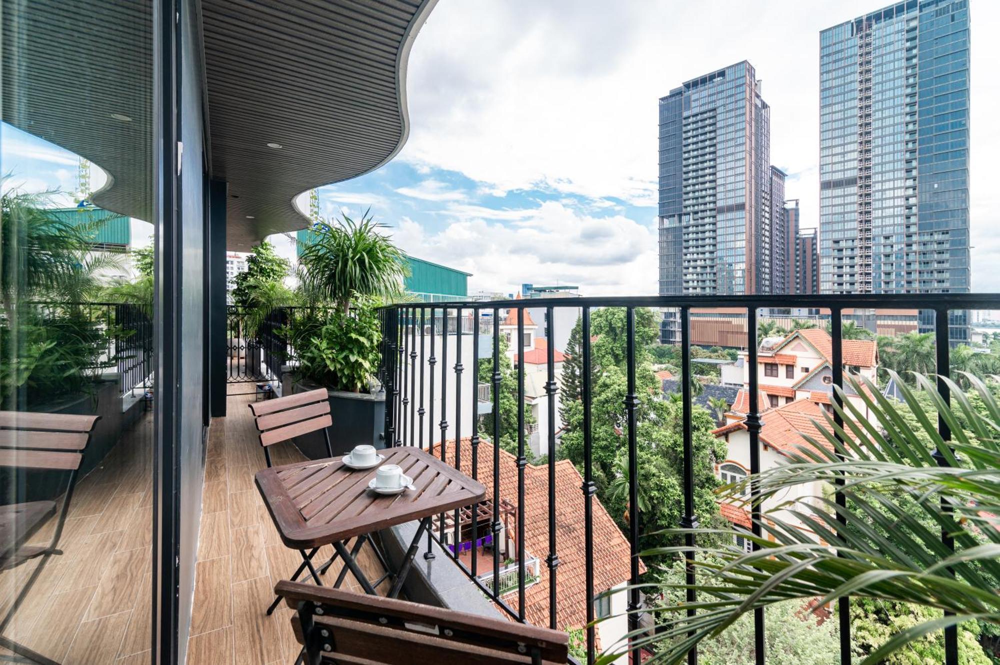 Luxe Paradise Suites Hotel To Ngoc Van Ханой Екстериор снимка